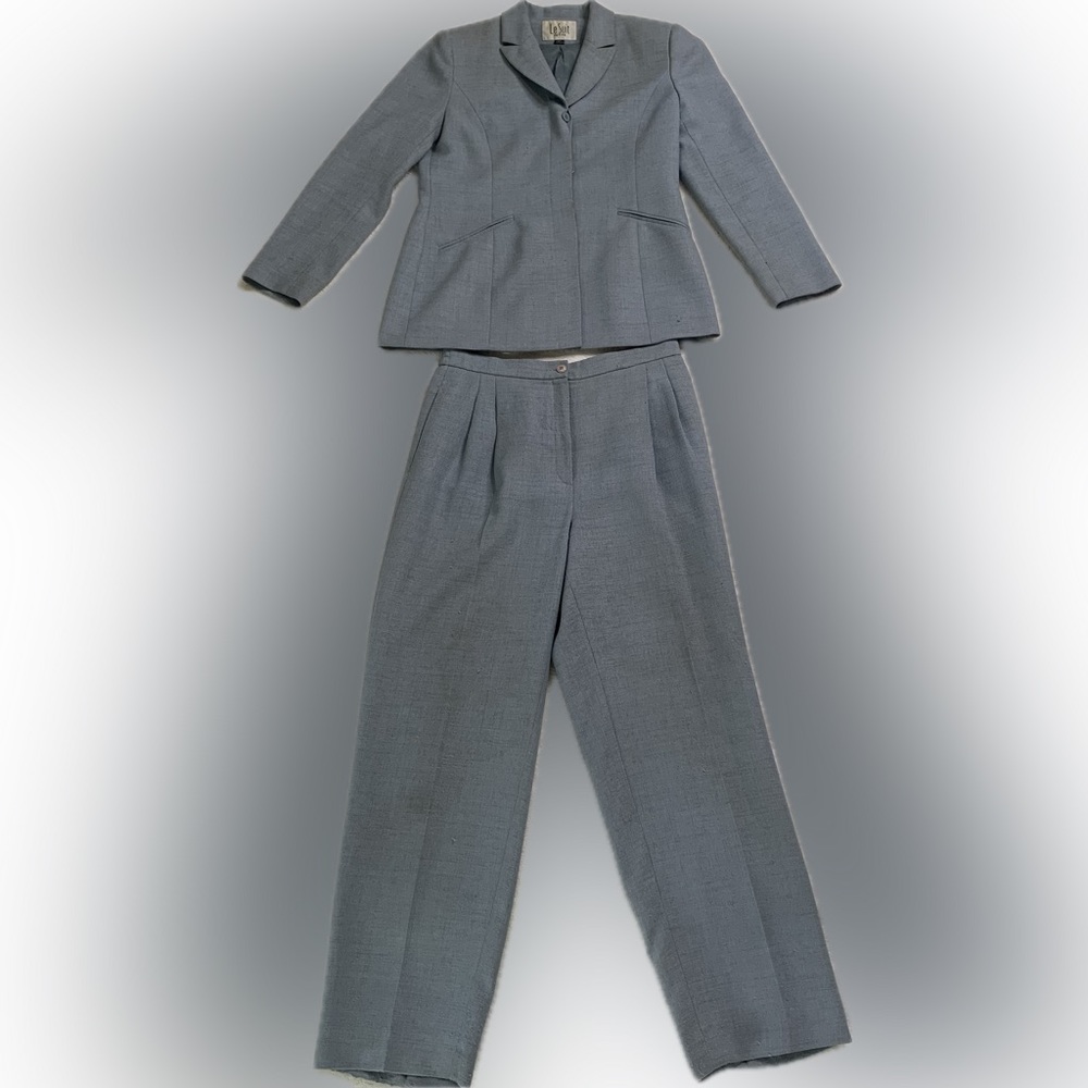 Light Blue Le Suit PETITE Two-Piece Suit